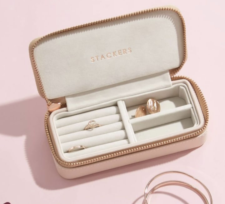 Stackers Blush Travel Jewelry Case