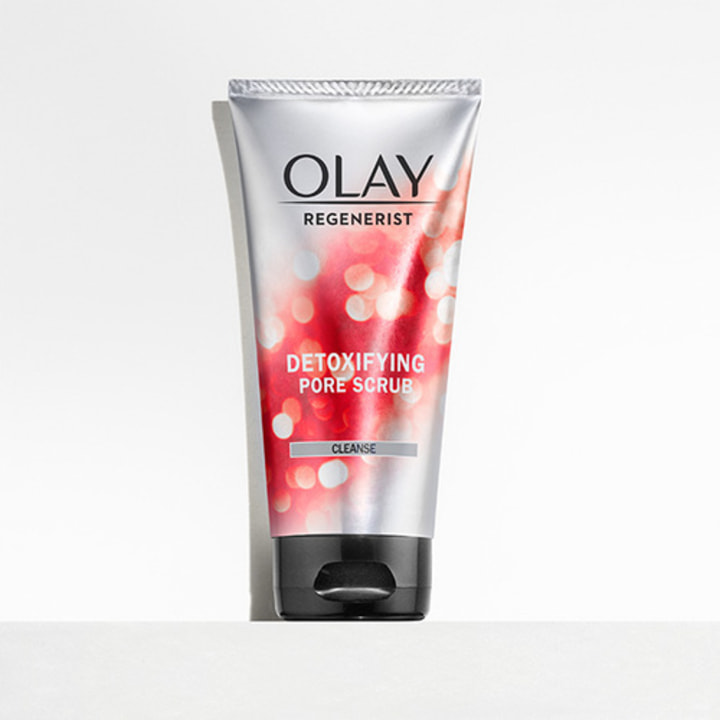 Olay Regenerist Cream Facial Cleanser with Vitamin C &amp; BHA - 5 fl oz