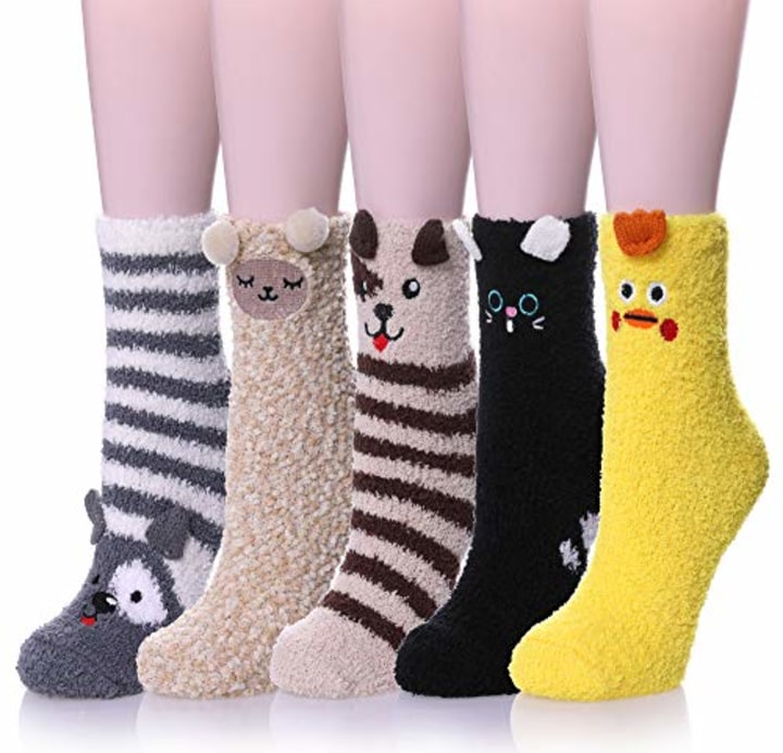 daimofs Womens Fuzzy Socks Cozy Winter Warm Fluffy Soft Cute Fuzzy Home Slipper Socks 
