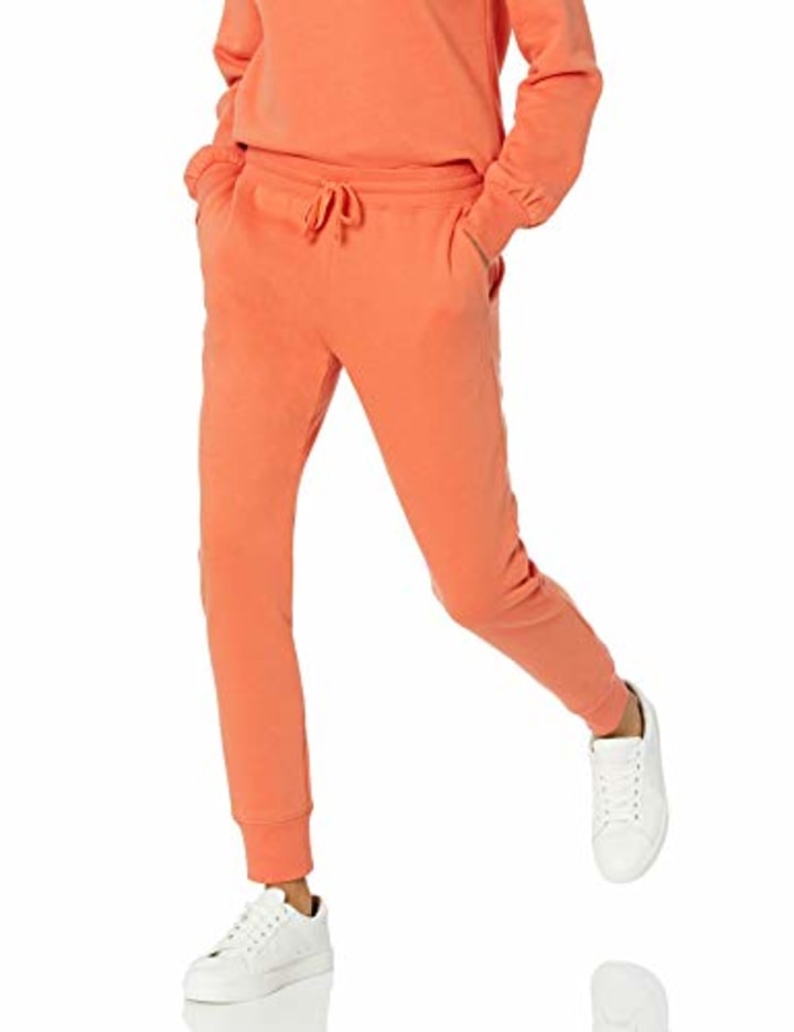 Amazon Essentials Relaxed Fit Fleece Joggers
