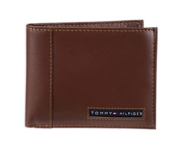 Tommy Hilfiger Men&#039;s Leather Wallet