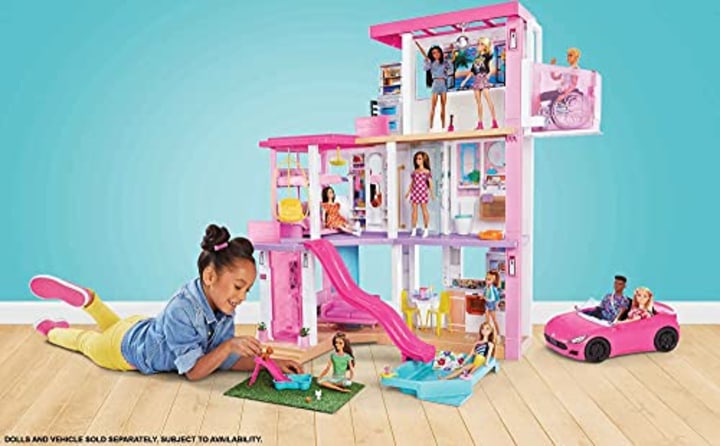 Barbie Dreamhouse 3-Story Dollhouse Playset