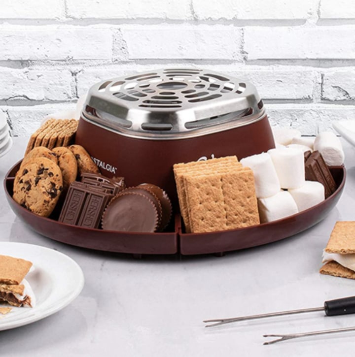 Nostalgia Store Indoor Electric Stainless Steel S'mores Maker
