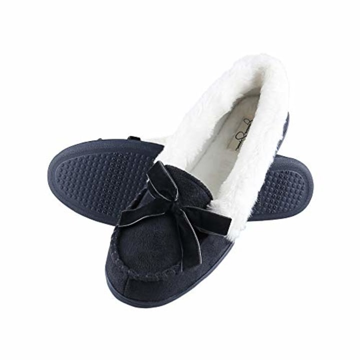 Jessica Simpson’s Memory Foam slippers are $26 on Amazon