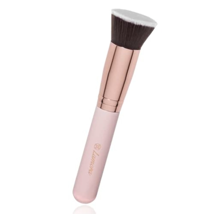 Cape drøm Alt det bedste The best flat top kabuki brush and why it's worth it - TODAY