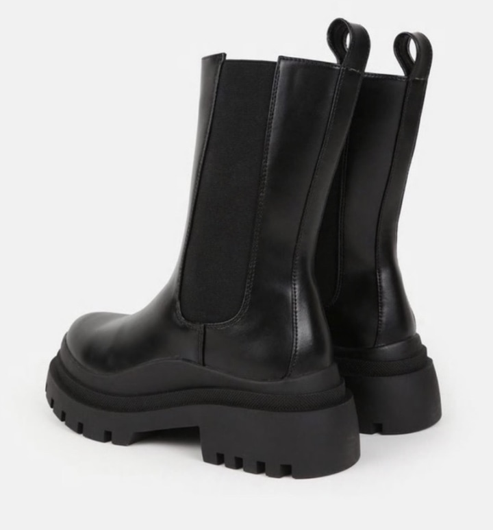 Black Chunky Wave Sole Ankle Boots
