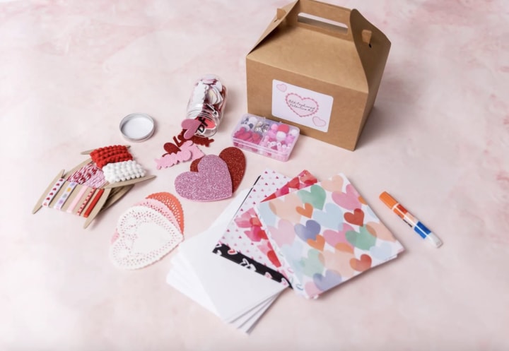 Old-Fashioned Valentine Card Craft Kit