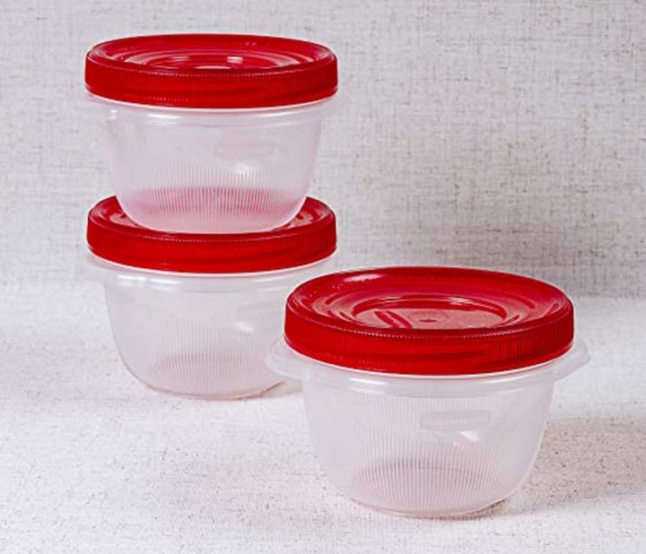 Rubbermaid TakeAlongs Twist &amp; Seal Food Storage Container