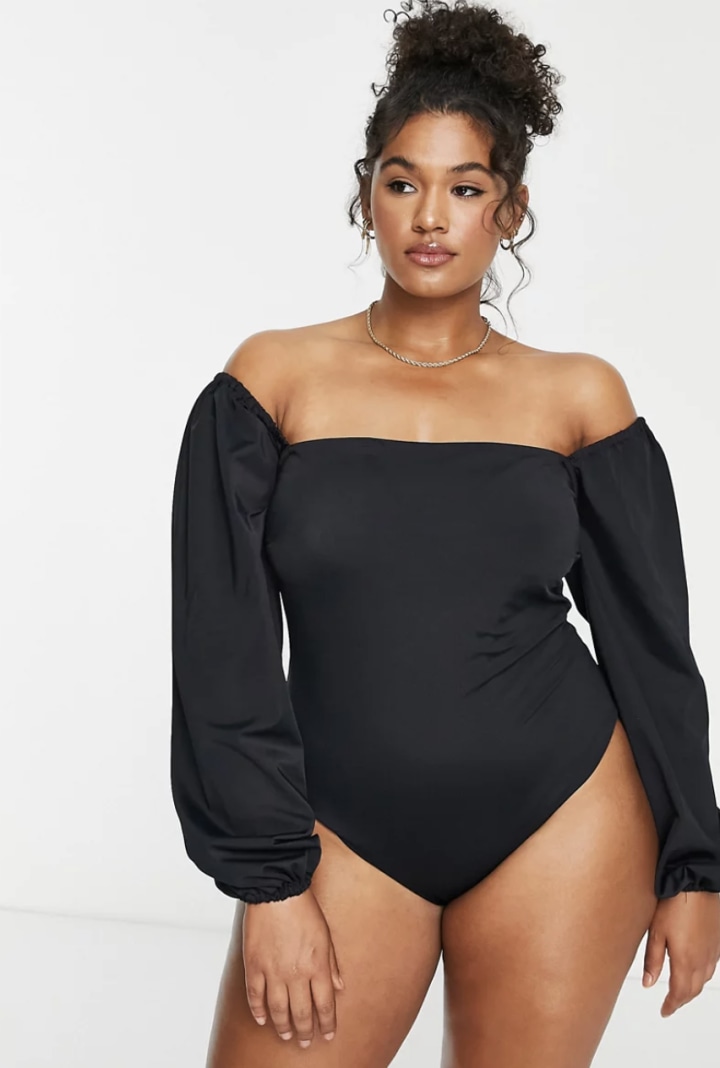 Design Curve Long-Sleeved Swimsuit