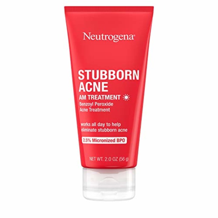 Neutrogena Stubborn Acne AM Face Treatment with 2.5% Micronized Benzoyl Peroxide Acne Medicine, Oil-Free Daily Facial Treatment to Reduce Size &amp; Redness of Breakouts, Paraben-Free, 2 oz