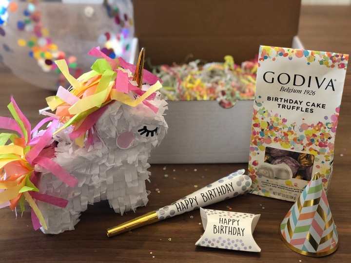 Premium Unicorn Mini Pi?ata Party in a Box | Friend Gift Box | Birthday Gift for Her | Birthday Gift for Best Friend | Mini pi?ata gift box