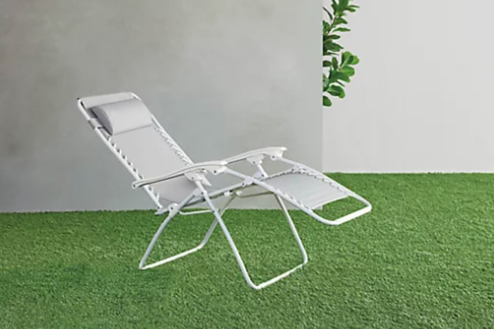 Basic Outdoor Folding Zero Gravity Chair