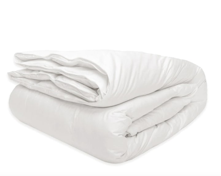 Ultimate Luxe Down Alternative Comforter (Queen)