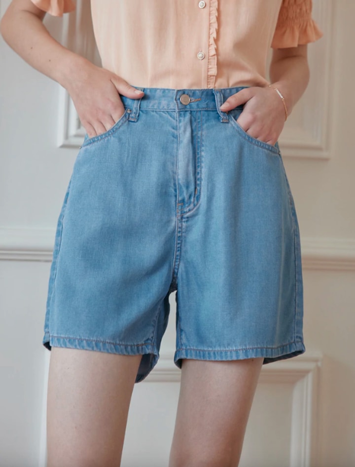 Khloe High-Waisted Blue Denim Shorts