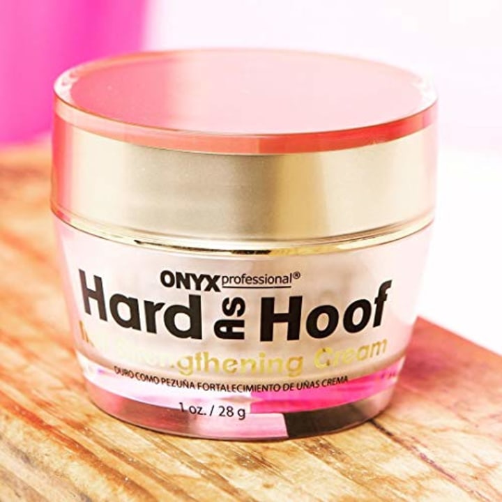 Hard As Hoof Nail Strengthening Cream with Coconut Scent Nail Strengthener and Nail Growth Cream, 1 oz