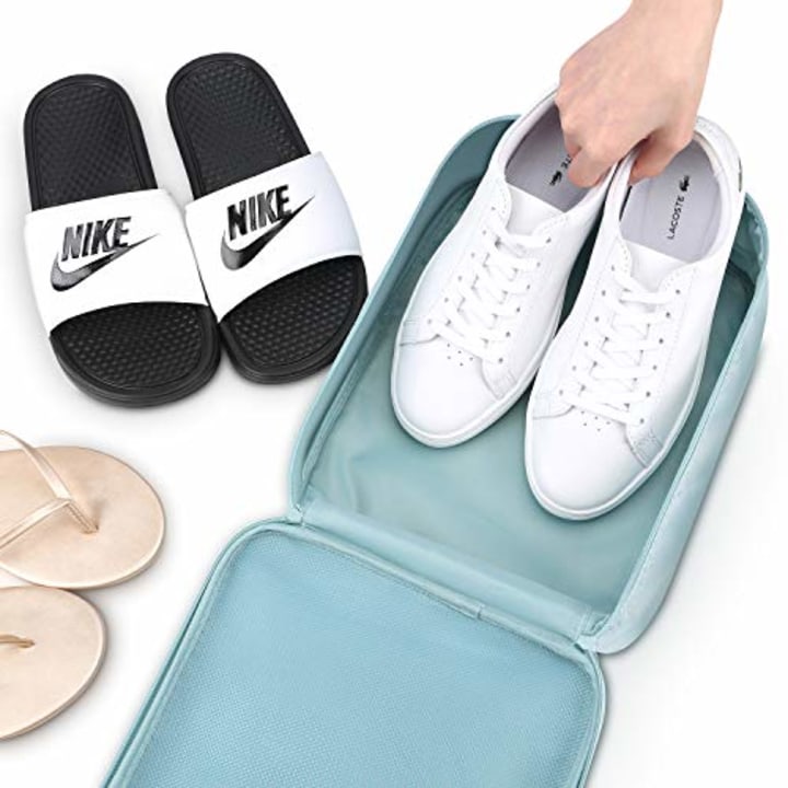 26 Amazon travel essentials for your next vacation