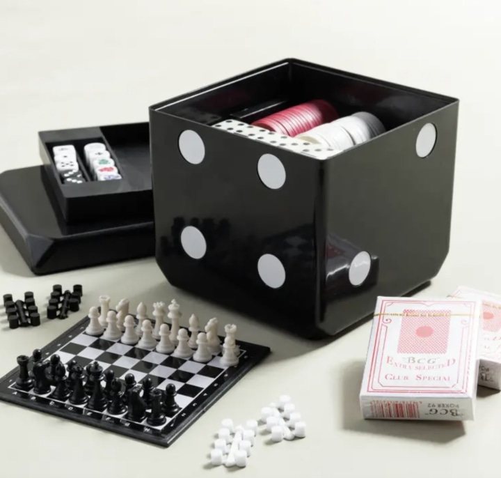 6-in-1 Dice Game