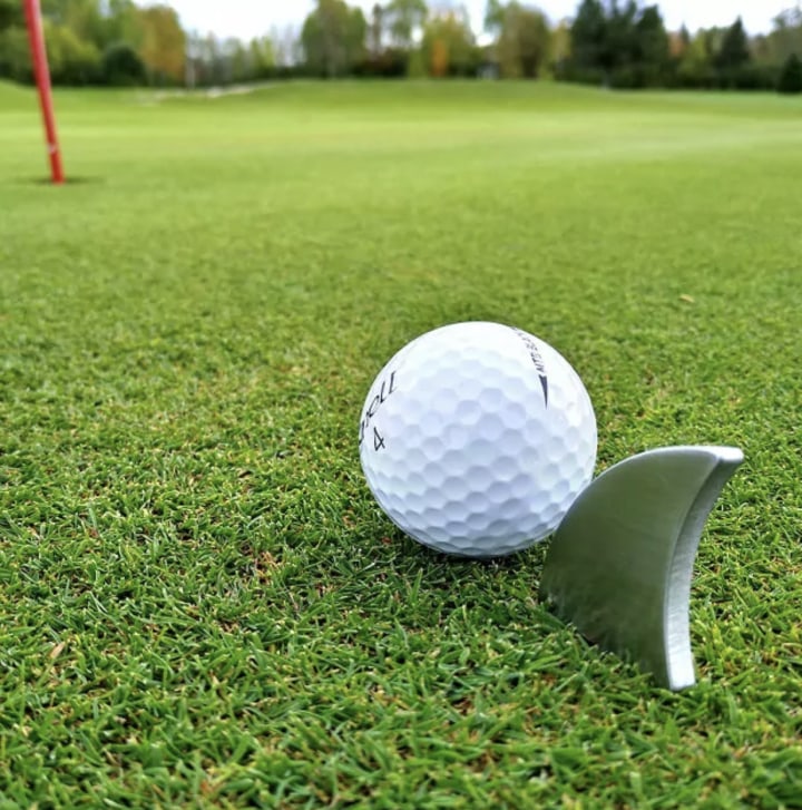 Shark Golf Ball Marker