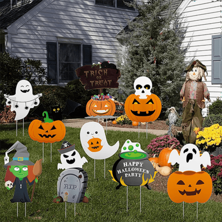 HOOJO Halloween Yard Stake Signs Decorations Outdoor 9 Pcs,Halloween Props Trick Or Treat Sign for Garden, Lawn, Yard Decorations Outside