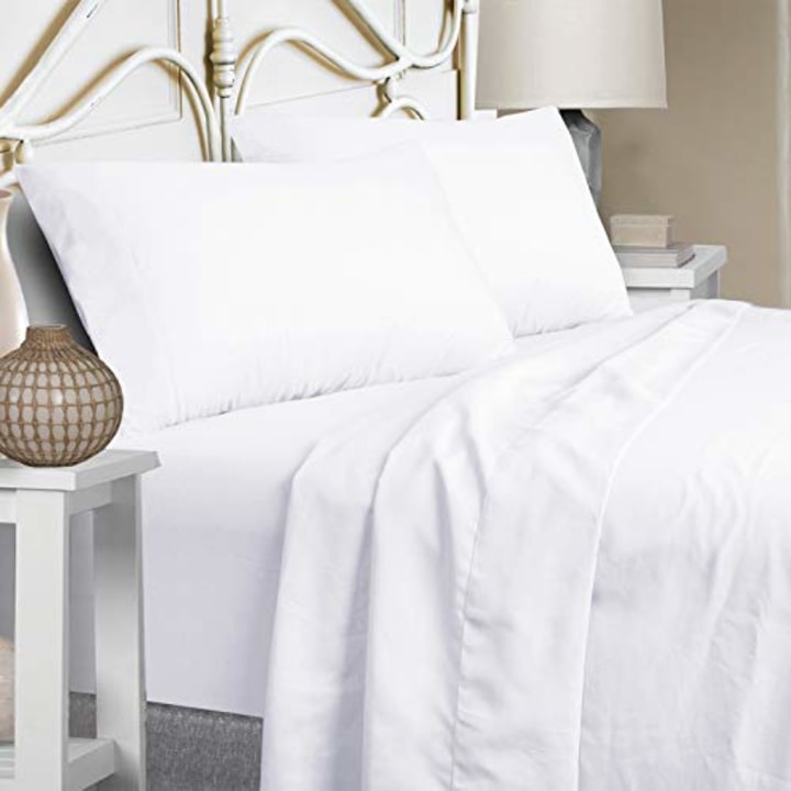 37 best Prime Day bedding deals: Weighted blankets, fleece sheets and more