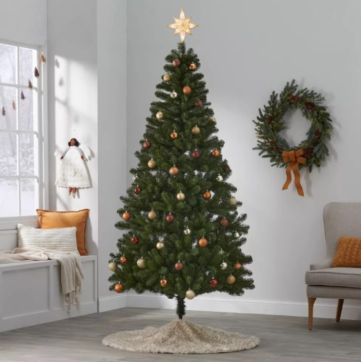 7.5' Unlit Alberta Spruce Artificial Christmas Tree