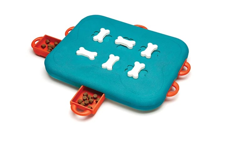 Interactive Treat Puzzle Dog Toy