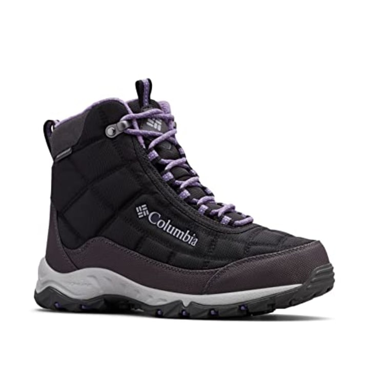 11 best hiking boots for winter- TODAY