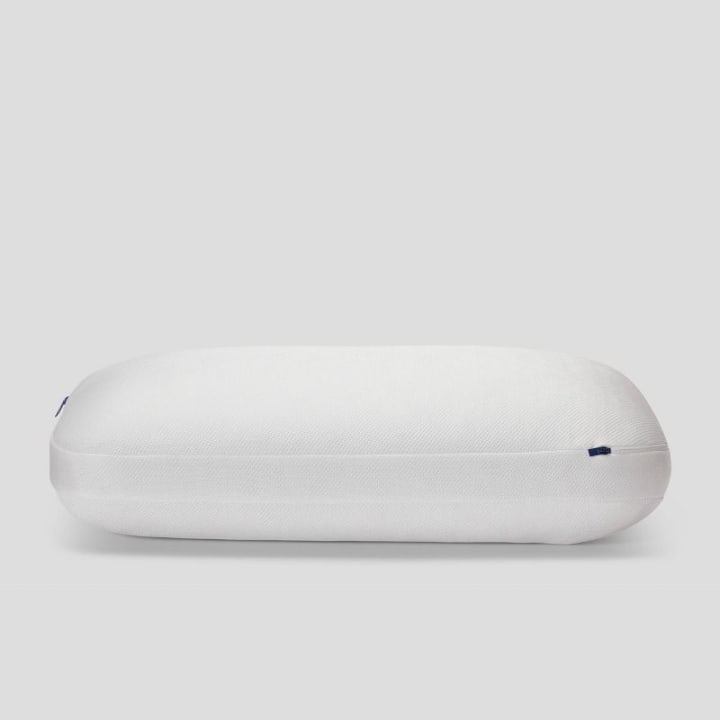 Casper Essential Cooling Foam Pillow