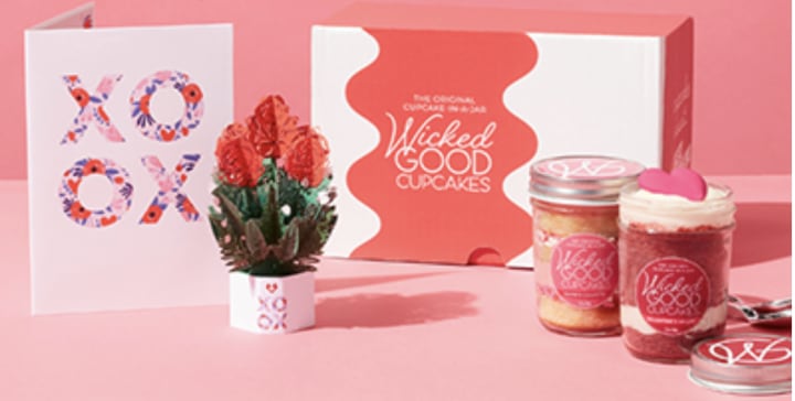 Wicked Good Cupcakes 2-Pack with Valentine’s Day Lovepop Card