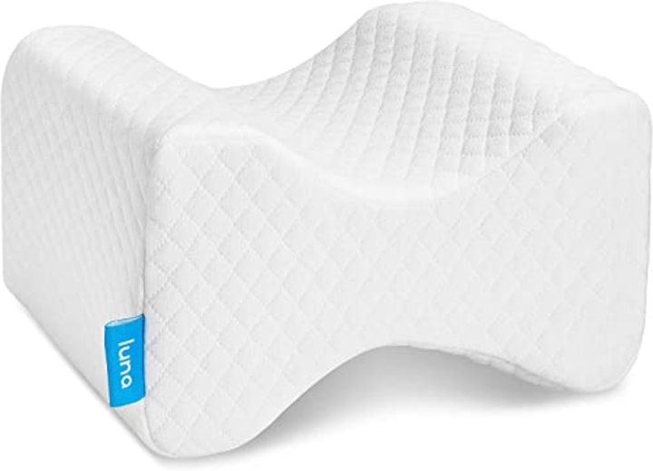 Luna [Memory Foam Knee Pillow] for Side Sleepers Featured on [The Today Show]- Orthopedic Knee &amp; Leg Cooling Pillow, Adaptive Bed Assistance Product, Leg Pillow for Sleeping Lower Back &amp; Hip Pain