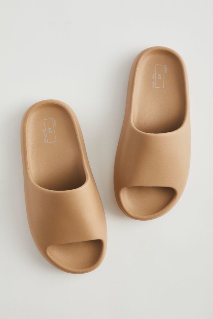 UO EVA Slide Sandal