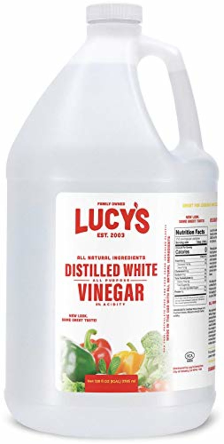 Lucy&#039;s Family Owned - Natural Distilled White Vinegar, 1 Gallon (128 oz) - 5% Acidity (White Vinegar, Gallon)