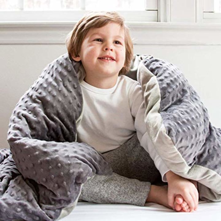 Harkla Kids Weighted Blanket (5lbs) - Great for Sensory Seekers - Weighted Blanket for Children Weighing 30 to 40-pounds - Price Includes Duvet Cover &amp; Weight
