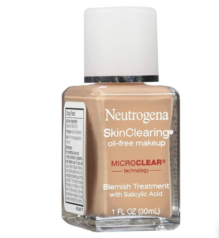 Neutrogena SkinClearing Foundation
