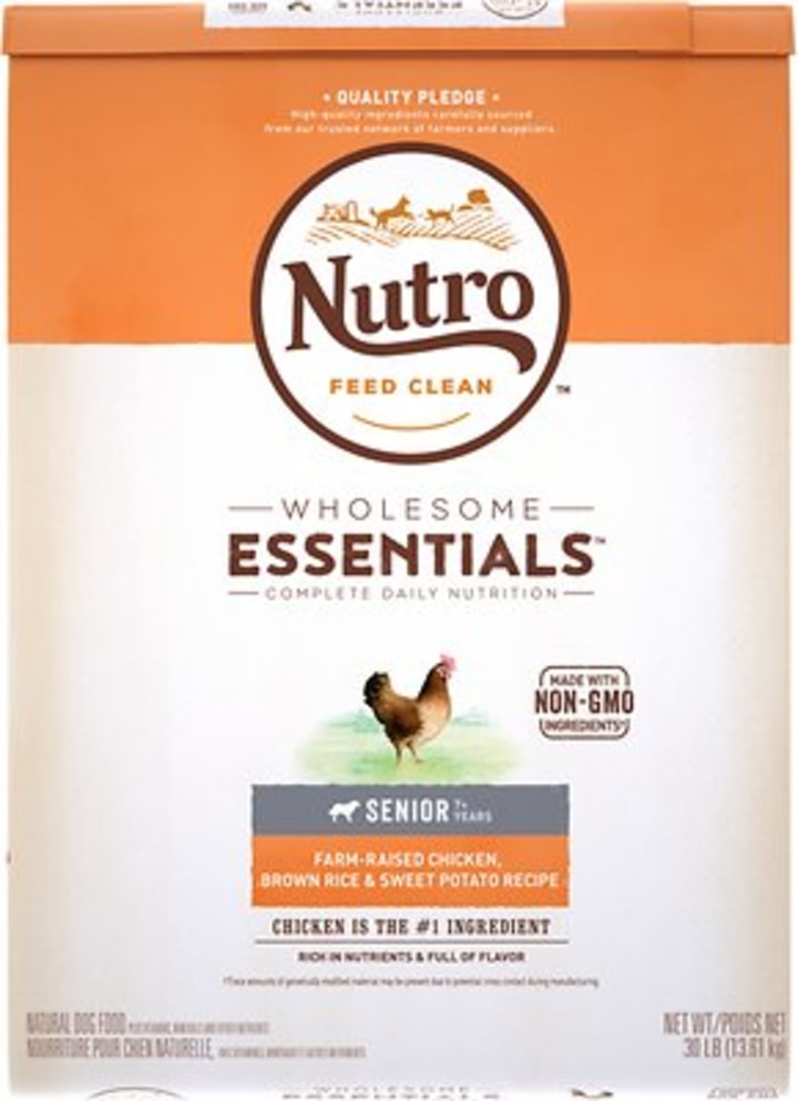 Nutro Wholesome Essentials Senior Farm Raised Chicken, Brown Rice &amp; Sweet Potato Recipe