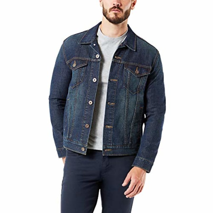 Signature by Levi Strauss &amp; Co. Gold Label Men&#039;s Signature Trucker Jacket