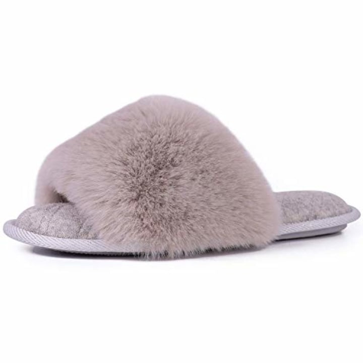 LongBay Women&#039;s Fuzzy Faux Fur Slippers