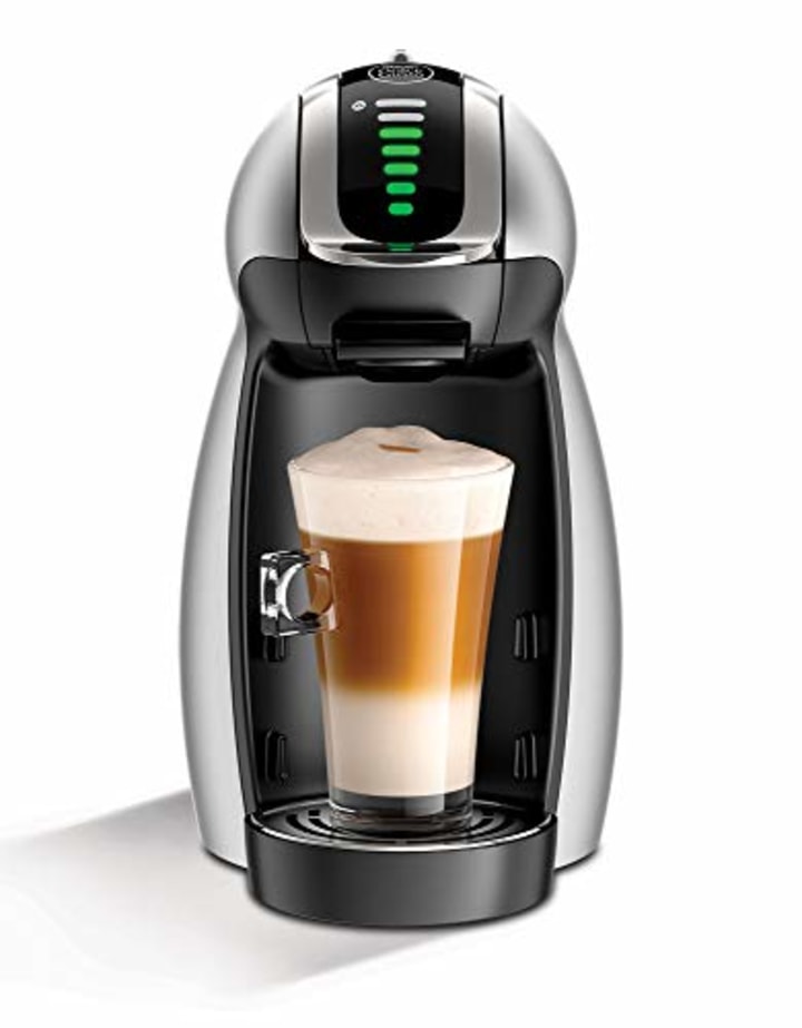NESCAF? Dolce Gusto Coffee Machine, Genio 2. Why the Nespresso's VertuoPlus is one Shopping editor's favorite coffee and espresso machine and other single serve coffee makers to consider.