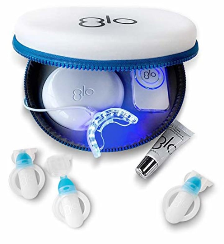 GLO Brilliant Deluxe Teeth Whitening Kit. Best deals of the day.