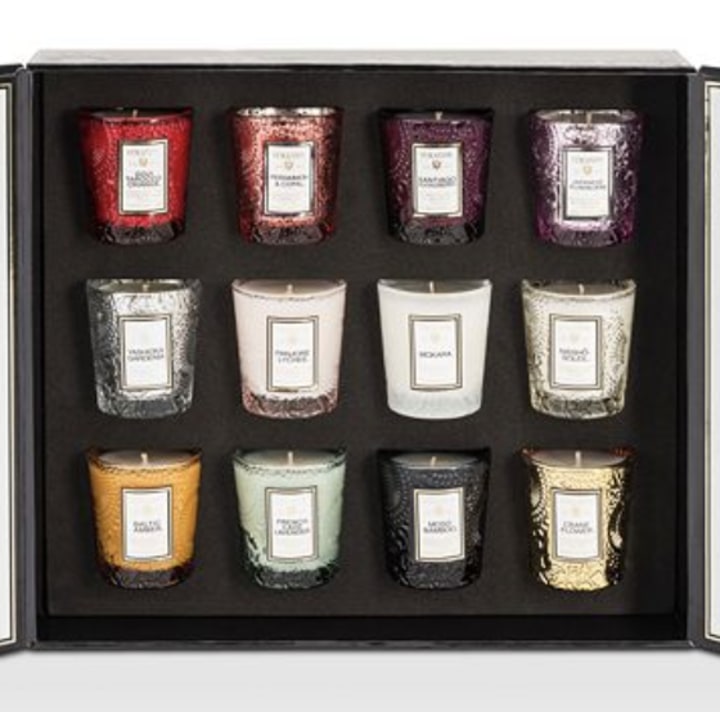 Voluspa Japonica 12 Candle Gift Set.