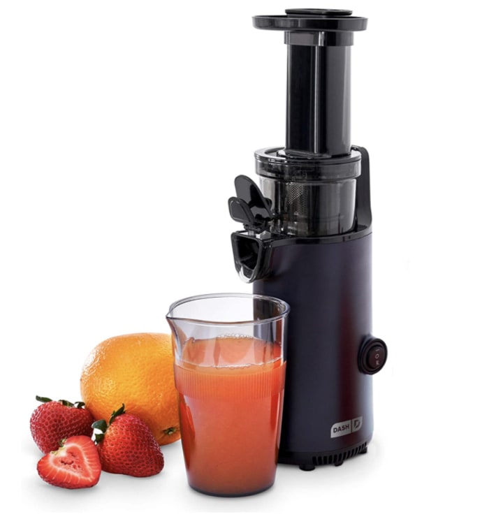 Dash Deluxe Compact Cold Press Power Juicer