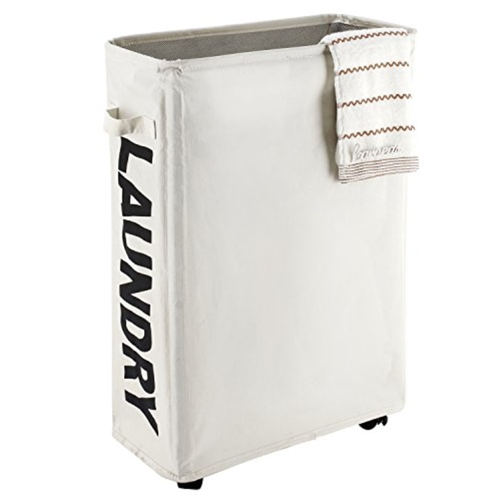 Rubbermaid Hamper with Lid and Wheels
