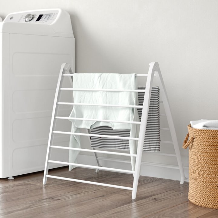 Dotted Line Drying Rack