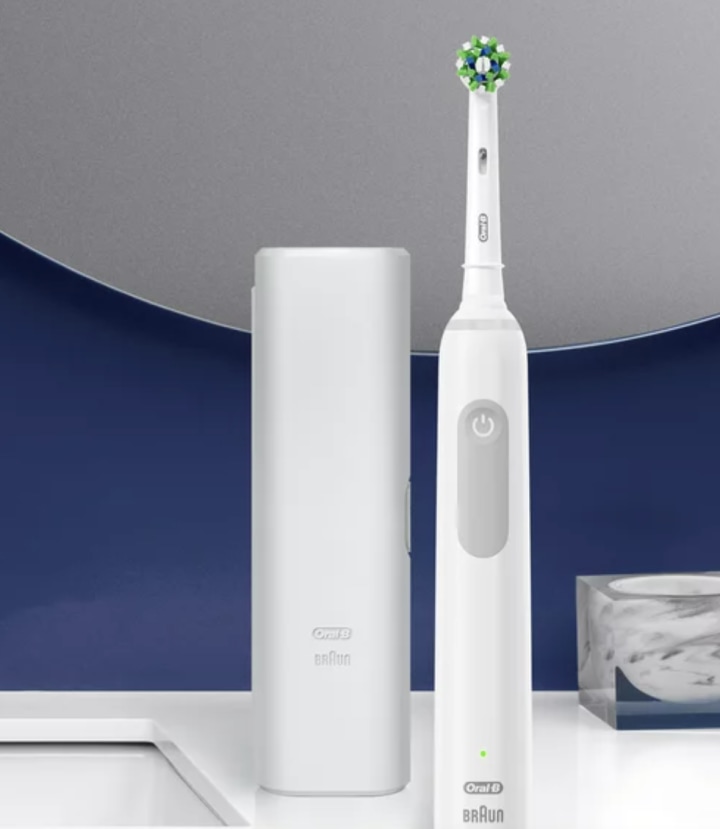 Cyber Monday 2021 Oral B Pro 1000 Is At Its Lowest Price Of The Year Right Now 