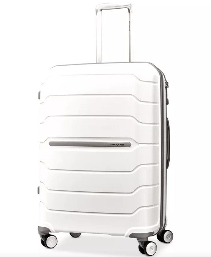 Samsonite Freeform 24-Inch Hardside Spinner Suitcase