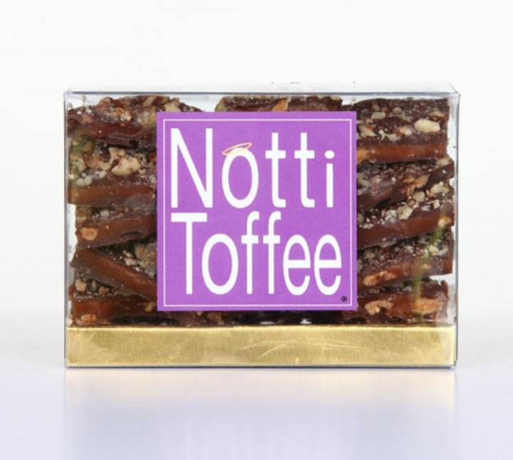 half pound customizable box of toffee, cookies or cheese wafers