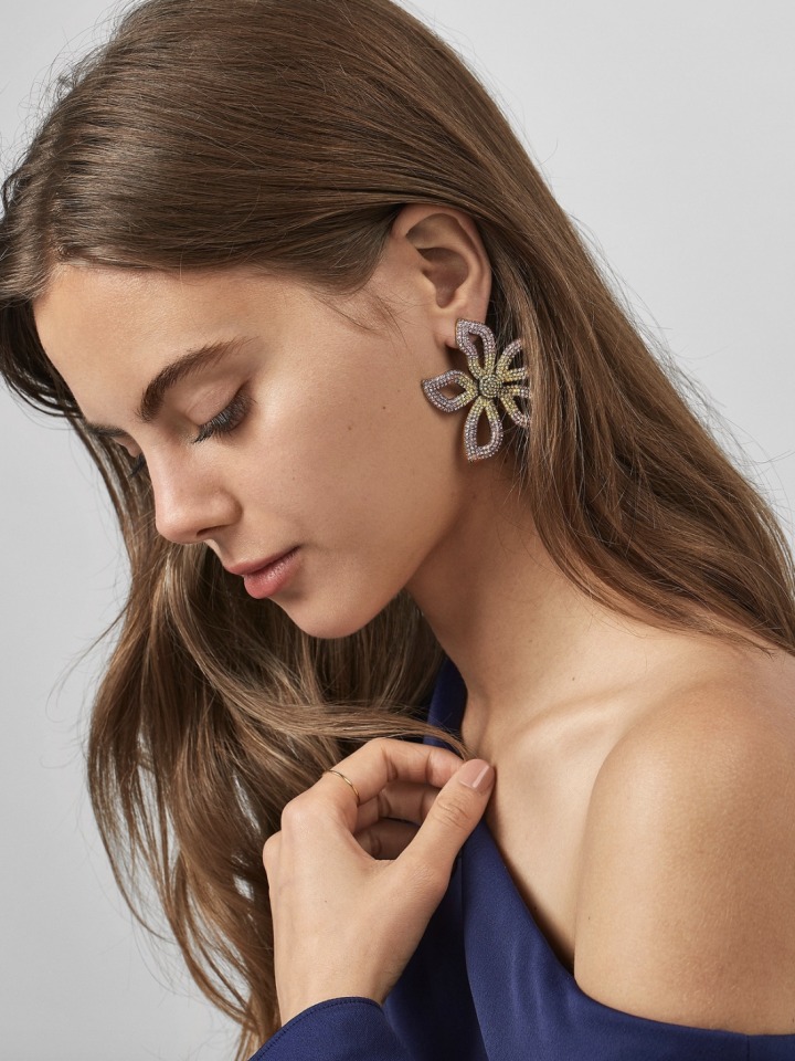 Primina Flower Drop Earrings