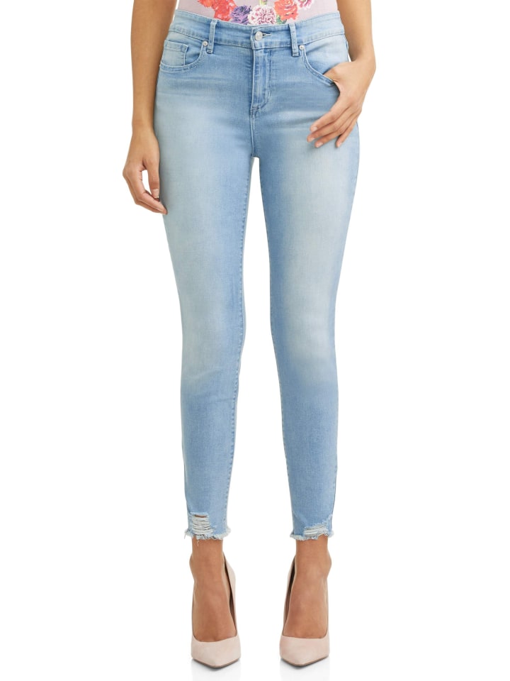 Sofia Jeans by Sofia Vergara Rosa Curvy High Waist Ripped Hem Ankle Jean Women&#039;s (Light Wash)