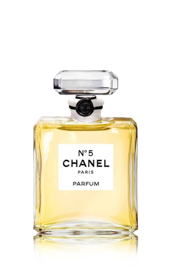 Chanel N°5 Parfum Bottle