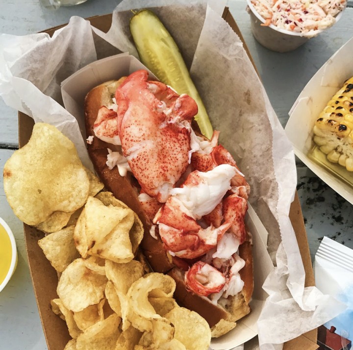 McCloon's Maine Lobster Roll Kit (4-pack)